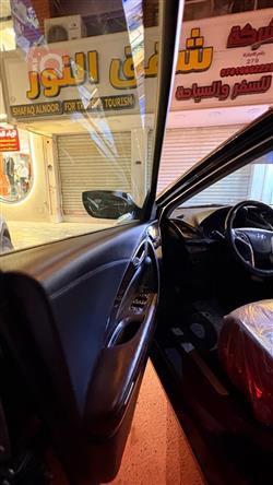 هيونداي أزيرا